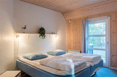Photo 4 - 8 Person Holiday Home in Norre Nebel
