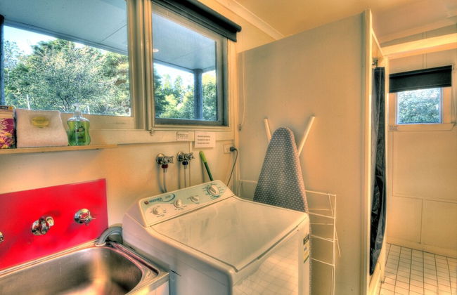 Cove Beach Apartment 1 - Photo 9