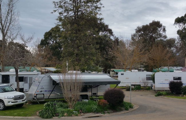 Yea Riverside Caravan Park - Foto 24
