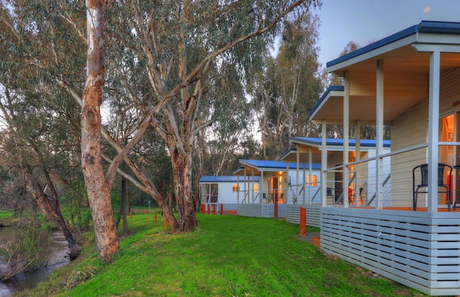 Yea Riverside Caravan Park - Foto 1