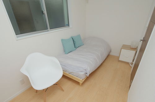 Photo 17 - Nishi-Sugamo Guest House. 2min to Nishi-Sugamo Sta. 13min to Ikebukuro Sta.