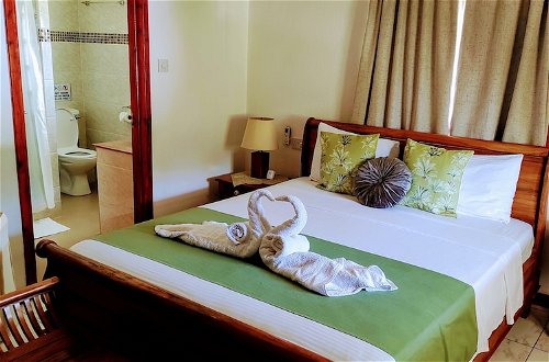 Photo 6 - Lucy's guesthouse