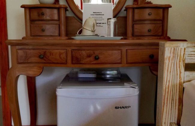 Lucy's guesthouse - Foto 41