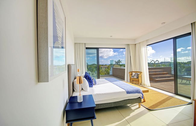 Mythic Suites & Villas by MJ Holidays - Photo 4