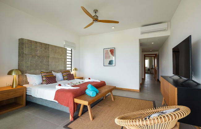 Mythic Suites & Villas by MJ Holidays - Photo 12