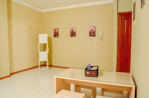 Photo 8 - 3 Bedrooms Apartment Grand Palace Kemayoran by Travelio