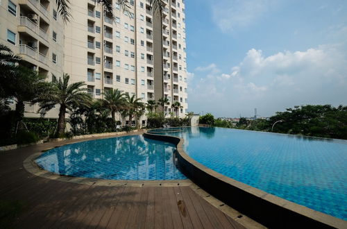 Photo 28 - Best Location 1BR Mustika Golf Apartment