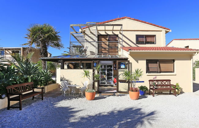 Onetangi Beach Apartments - Foto 1
