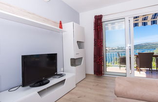 Photo 2 - New Beach 4 Star Luxury Apartment 3 Bedrooms 3 Bathrooms, Free Boat Berth