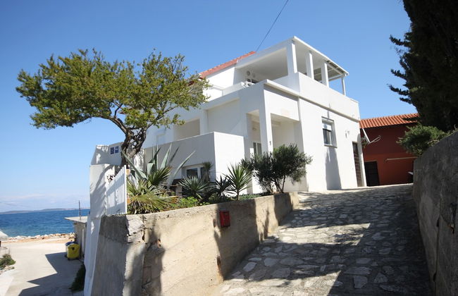 Apartment Located Directly on the Sea, With sea Views and Stunning Views - Foto 13
