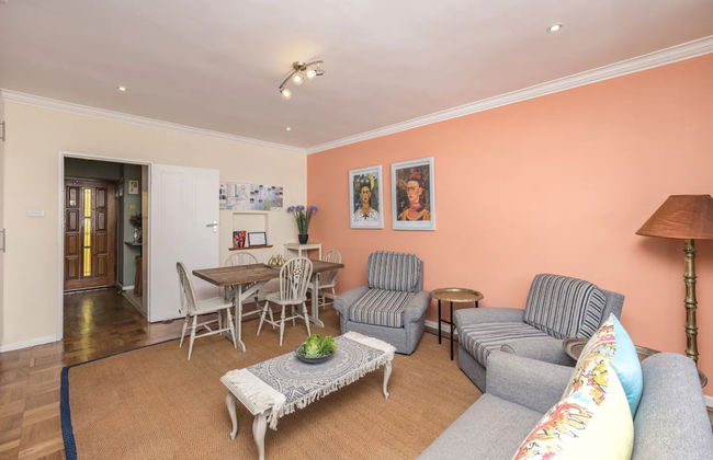 Vibrant and Safe 2 Bedroom Apartment - Foto 9