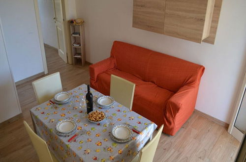 Photo 19 - Air-conditioned Apartment Near The Beach With Spacious Balcony & Garden; Pets