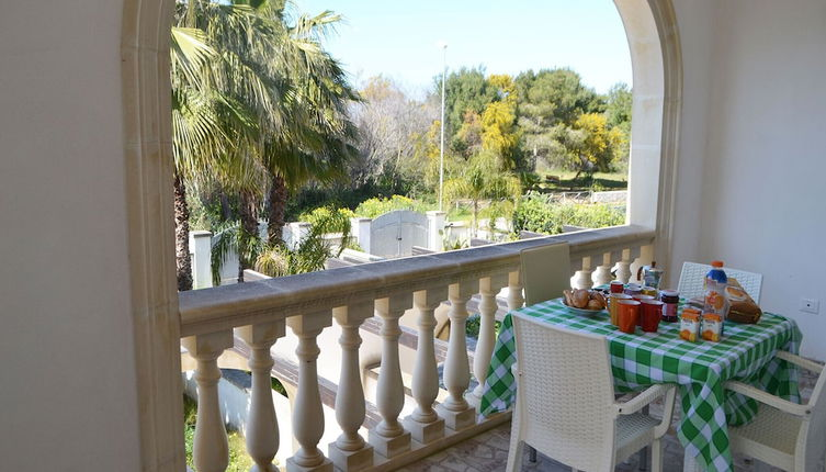 Foto 1 - Air-conditioned Apartment Near The Beach With Spacious Balcony & Garden, Pets