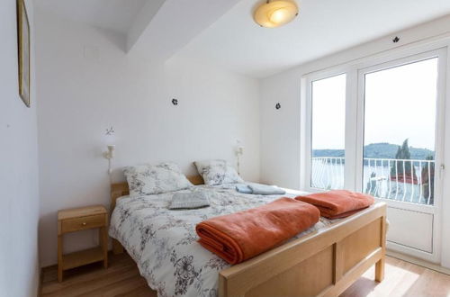 Photo 8 - Charming Studio Apartment With Beautiful Panoramic sea View