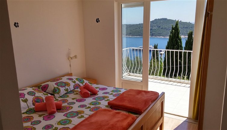 Photo 1 - Charming Studio Apartment With Beautiful Panoramic sea View