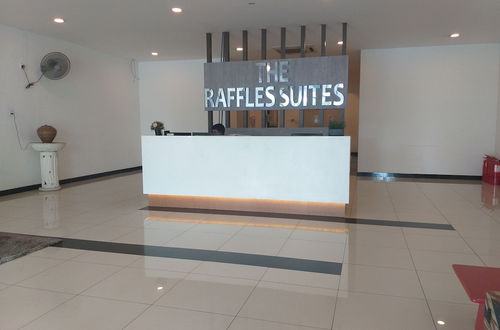 Photo 2 - Raffles Suites Homestay