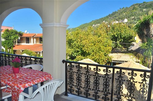 Foto 13 - Yannis - Holiday Apartments on Agios Gordios Beach in Corfu