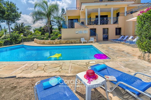 Foto 46 - Exceptional Large Villa, Private Heated Pool, Complete Privacy, Prime Location