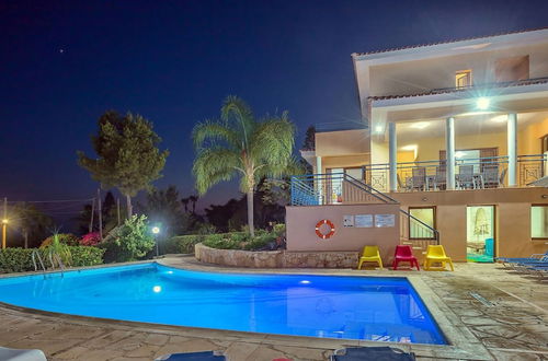 Foto 42 - Exceptional Large Villa, Free Heated Pool 1 NOV - 15 Jan, Privacy,prime Location