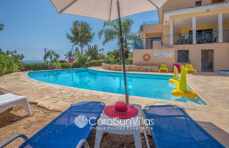 Photo 1 - Exceptional Large Villa, Private Heated Pool, Complete Privacy, Prime Location