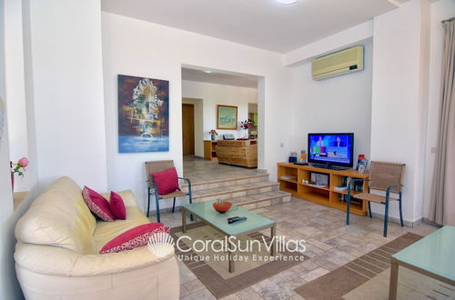 Photo 33 - Exceptional Large Villa, Free Heated Pool 1 NOV - 15 Jan, Privacy,prime Location