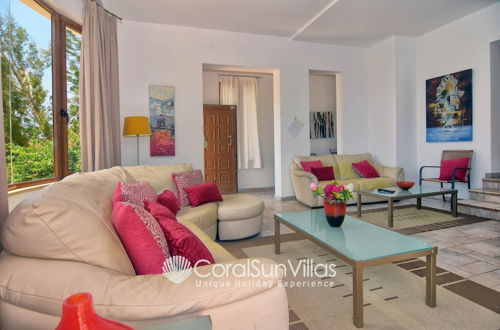 Photo 35 - Exceptional Large Villa, Private Heated Pool, Complete Privacy, Prime Location