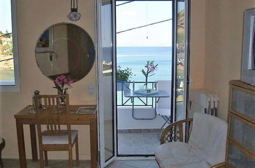 Foto 23 - Alkistis Cozy by The Beach Apartment in Ikaria Island Intherma Bay - 2nd Floor