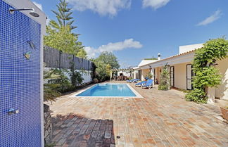 Photo 2 - Algarve Country Villa With Pool by Homing