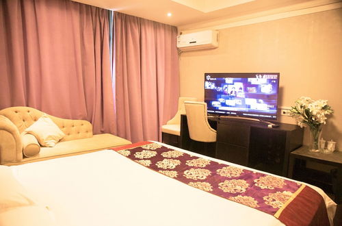 Photo 15 - Yixuan Light Luxury Hotel