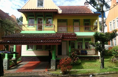 Photo 25 - Villa Kota Bunga Aster