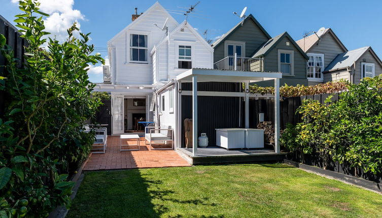 Photo 1 - Timeless Heritage Grey Lynn 2BR Beauty