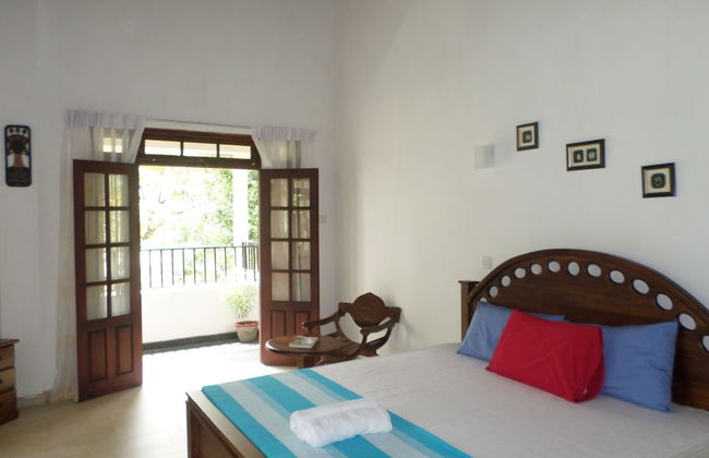 Riverside Homestay Apartments - Photo 2