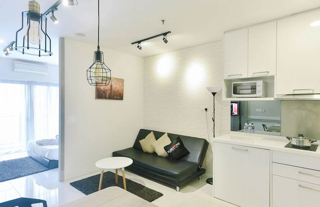 Summer Suites Residences by Subhome - Photo 80