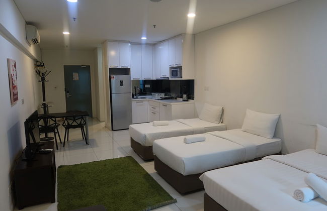 Summer Suites Residences by Subhome - Photo 36