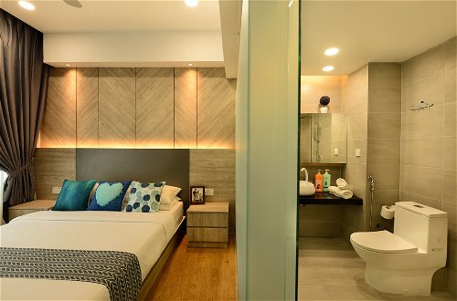 Photo 32 - Designer Suite Apartment