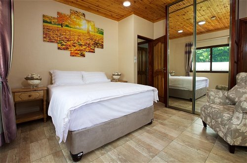 Foto 4 - Stone Self Catering Apartments