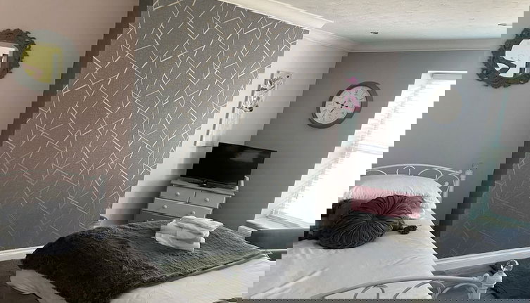 Photo 1 - Snaith Central Apartment