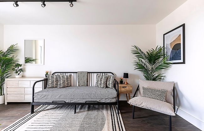 Sky-high Apartment With Modern Decor - Foto 9