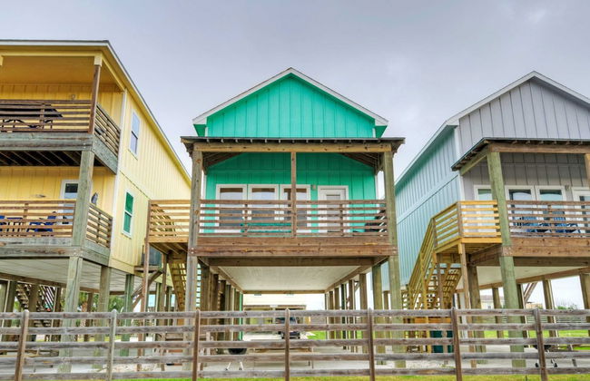 Sleeps 28 2 Homes w/ Boat Dock & Waterfront Pool Laguna Village Haven - Foto 2