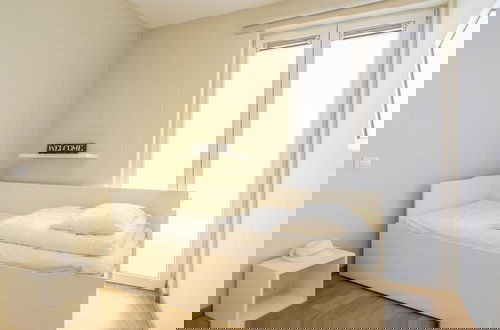 Photo 2 - Spacious Apartment With Terrace