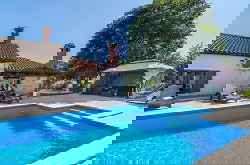 Foto 11 - Villa Emanuel Comfortable Holiday Residence