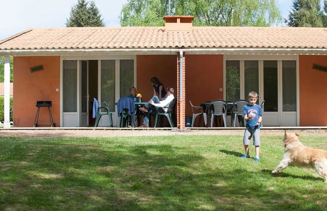Beautiful Gite With Terrace in Sauze-vaussais - Foto 3