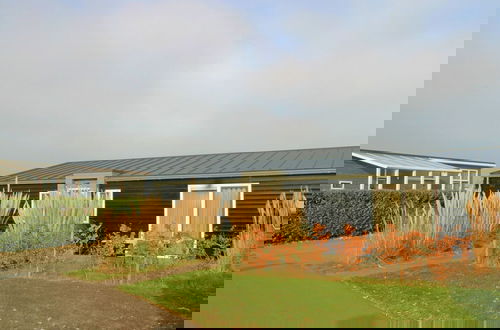 Foto 19 - Chalet in Zeeland by the Lake