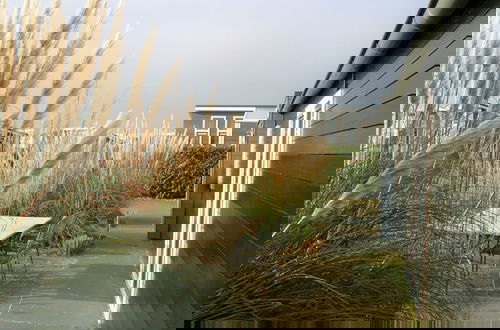 Foto 17 - Chalet in Zeeland by the Lake