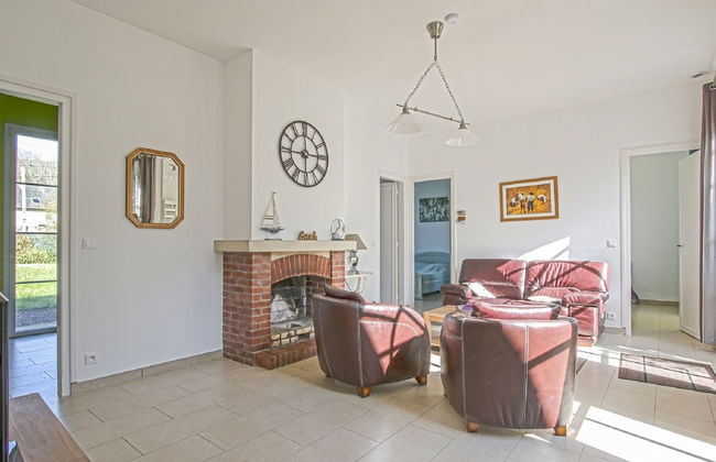 Spacious Holiday Home in Aure sur Mer With Garden - Foto 29