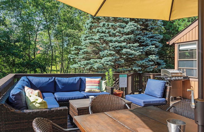 Waterside Haven by Avantstay Lakefront, Hot Tub, Game Room, Fire Pit - Photo 39