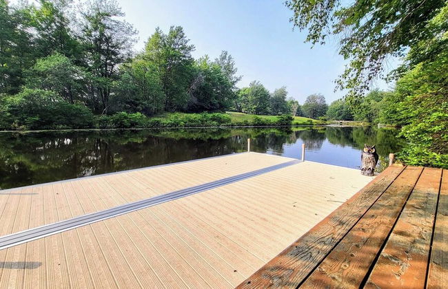 Waterside Haven by Avantstay Lakefront, Hot Tub, Game Room, Fire Pit - Photo 47