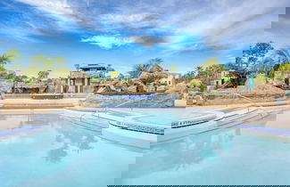 Foto 1 - Cypress Breeze by Avantstay Stunning Home + Pool