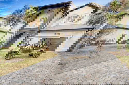 Foto 29 - Cypress Breeze by Avantstay Stunning Home + Pool
