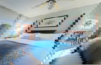 Photo 3 - Ritz Carlton